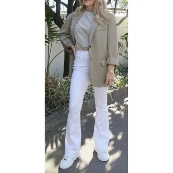 MOTHER The Weekender Fray Jeans in Wash Fairest Of Them All Size US 29 - Picture 1 of 14